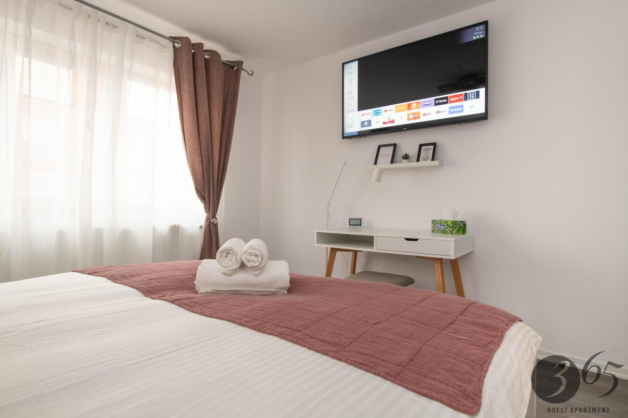 Apartamento 365 Guest Hunedoara